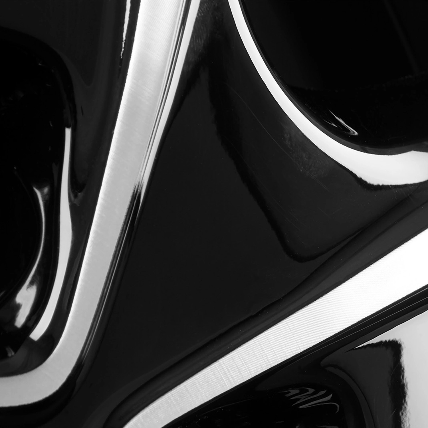 Llanta Borbet CWG 6,0x16 ET68 5x118 16 Pulgadas black polished
